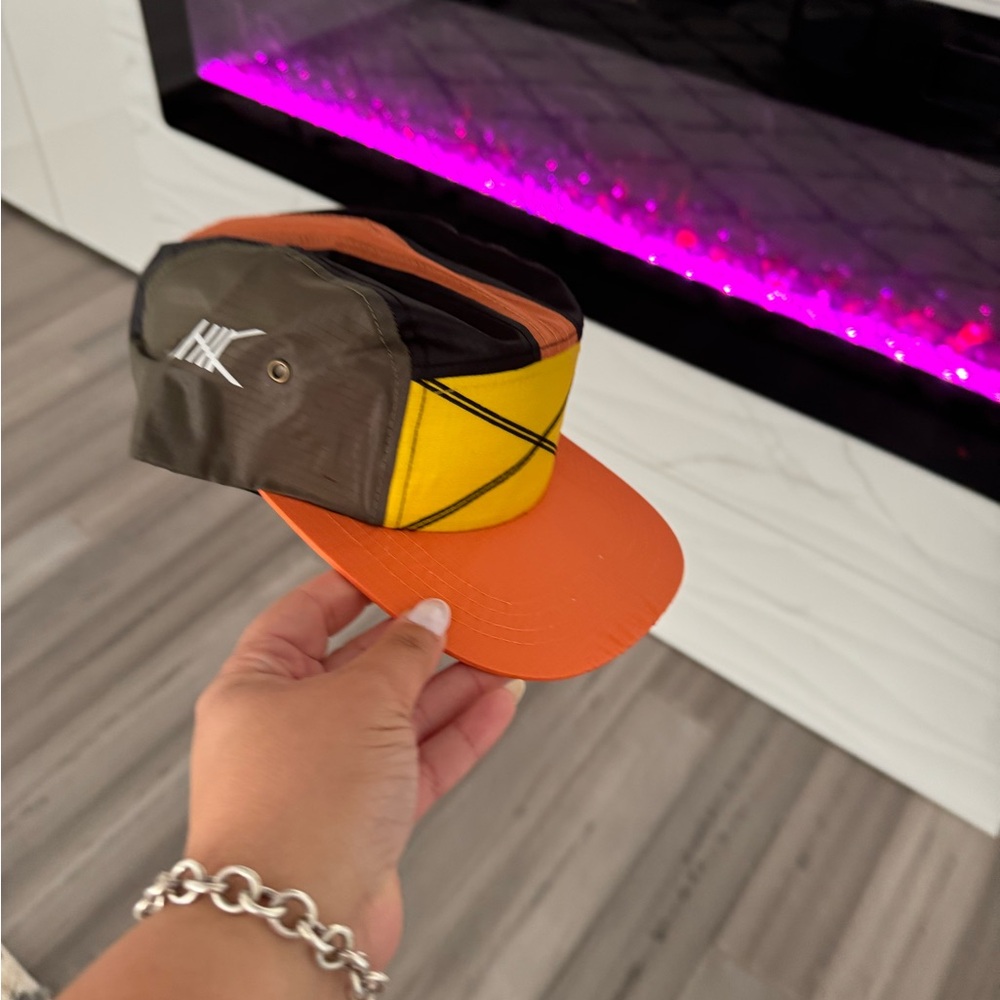 Ethik cap